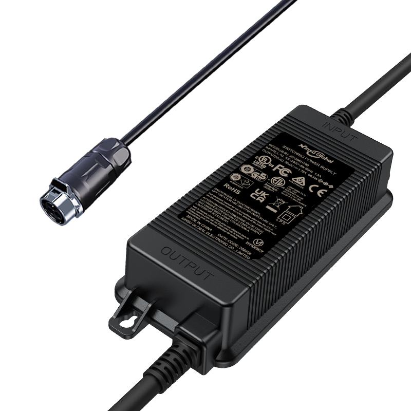 25.2V2A充电器IP67防水户外游泳池清洁机器人锂电池充电器